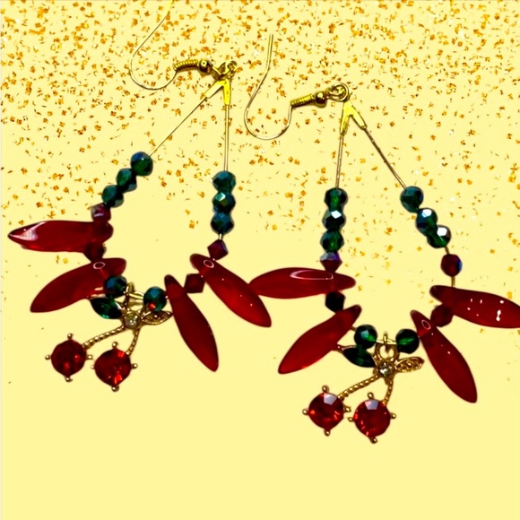 634. Chic Cherry 🍒 Red, Green and Gold Beaded Earrings - Picture 3 of 6